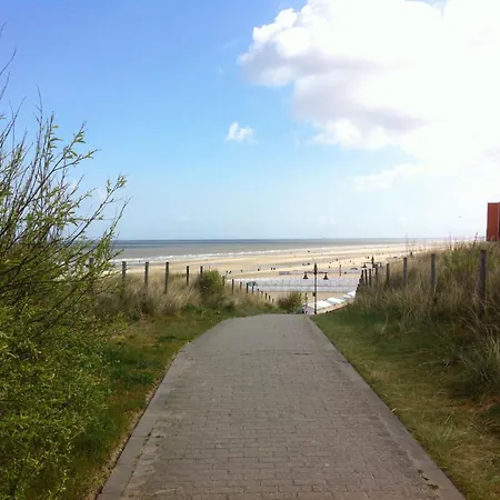 Appartement House With Lateral Seaview By Interhome