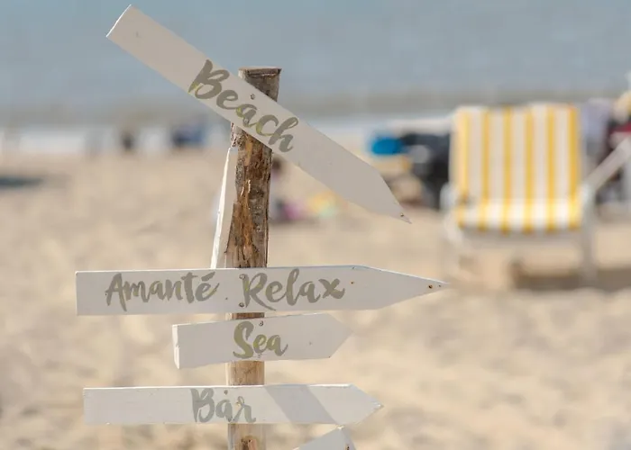 House With Lateral Seaview By Interhome Apartman