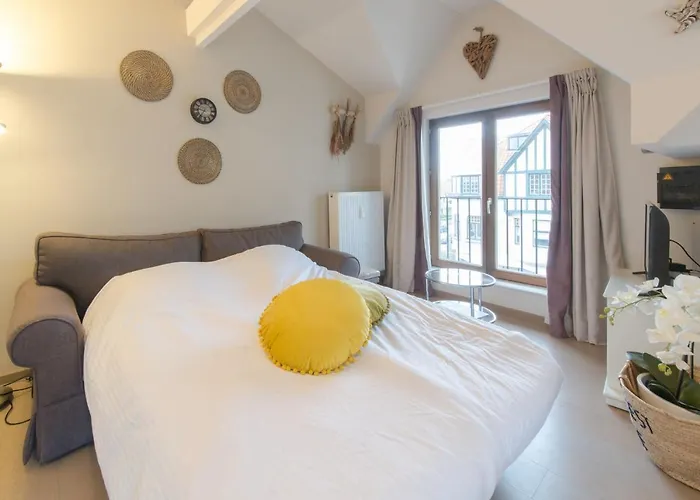 Apartman House With Lateral Seaview By Interhome